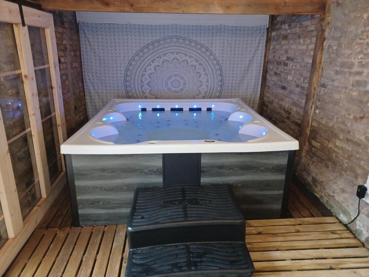 Le Refuge De Normandie Avec Spa Et Cheminee Mesnieres-en-Bray Ngoại thất bức ảnh